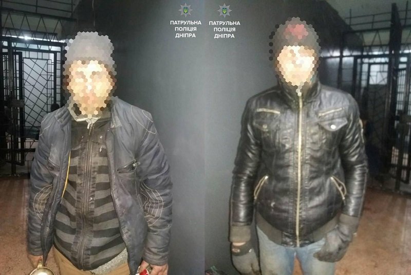 В центре Днепра воры вывозили награбленное на тачке (ФОТО) 2