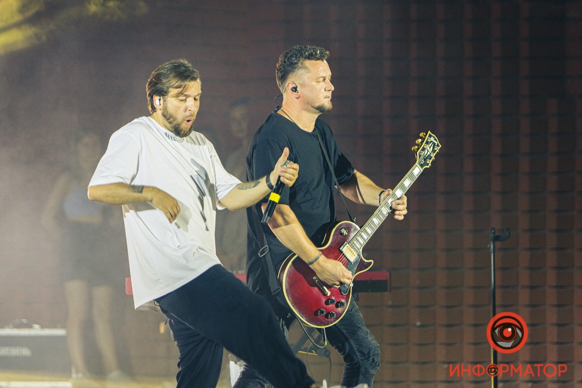 Сыграли и спели как старые хиты, так и сравнительно новые Сыграли и спели как старые хиты, так и сравнительно новые