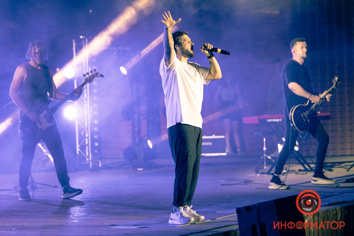 Группа известна общественной деятельностью и гастролями на Донбасс Группа известна общественной деятельностью и гастролями на Донбасс