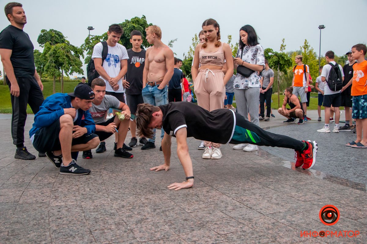 Участников было много