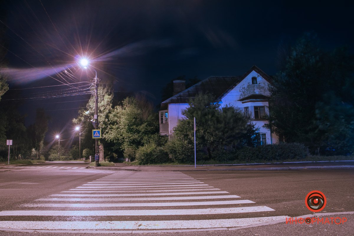 Ночью на улицах почти никто не гуляет