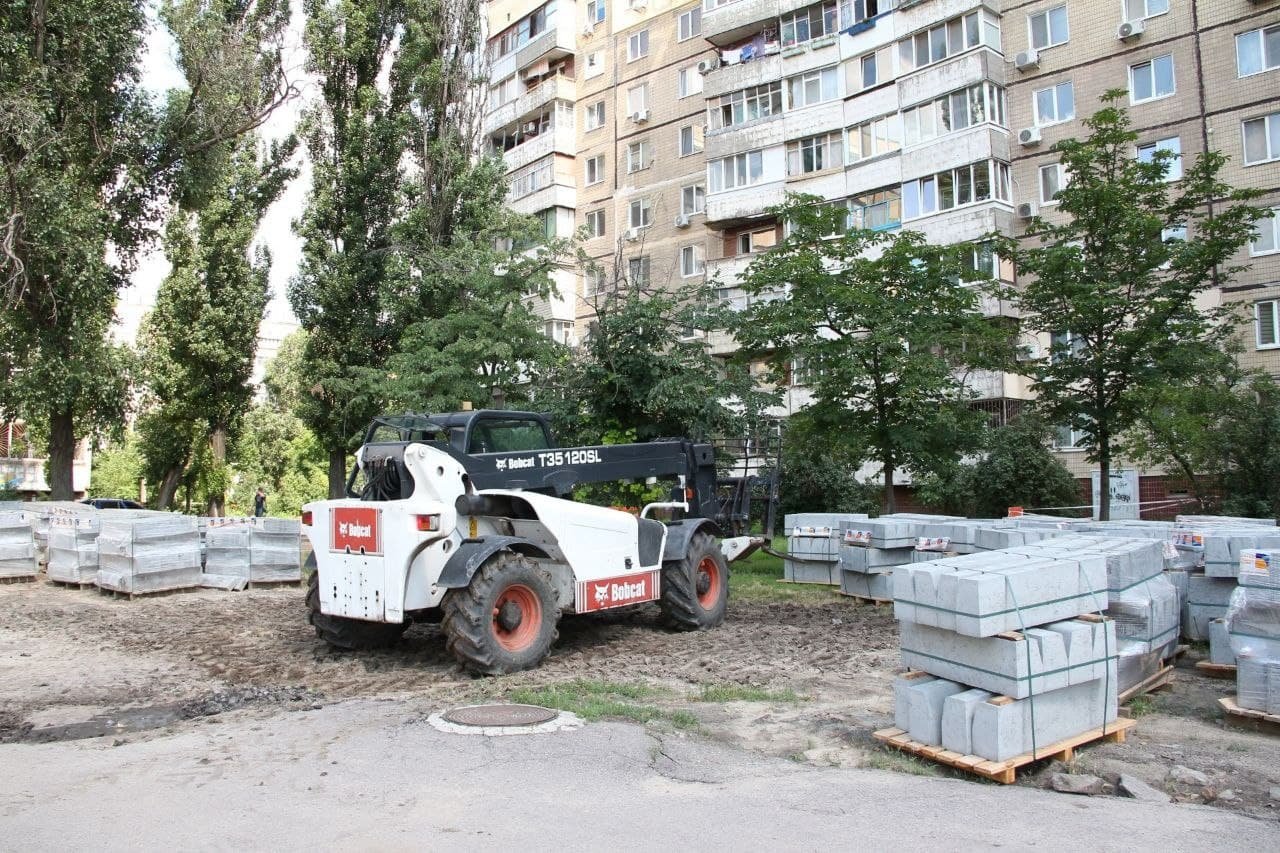 Строят новую контактную сеть: в Днепре троллейбусный маршрут №12 продлят до Победы-6 5