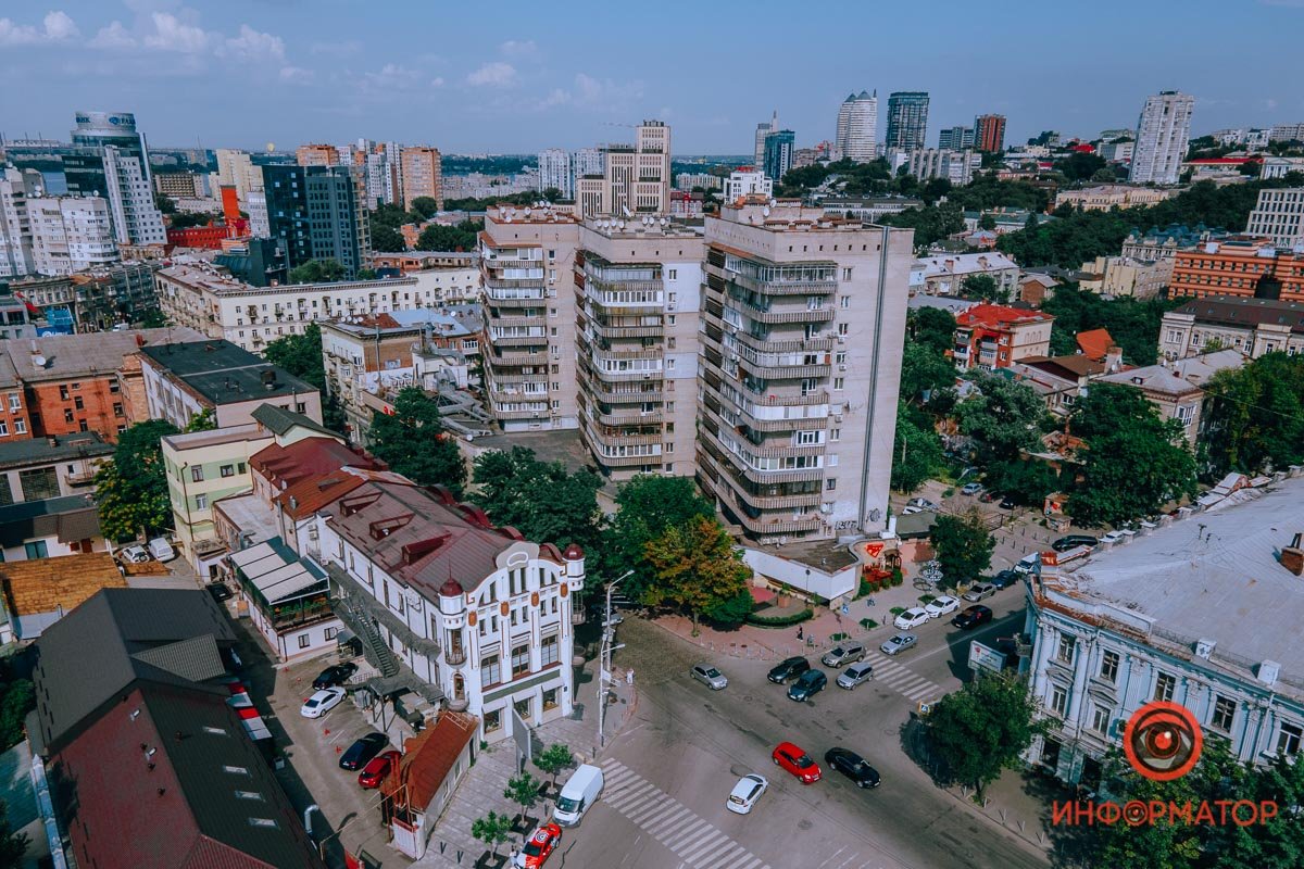 Почему не Либкнехта и кто такой Грушевский: где в Днепре находится «площадь Массовых действ» 7