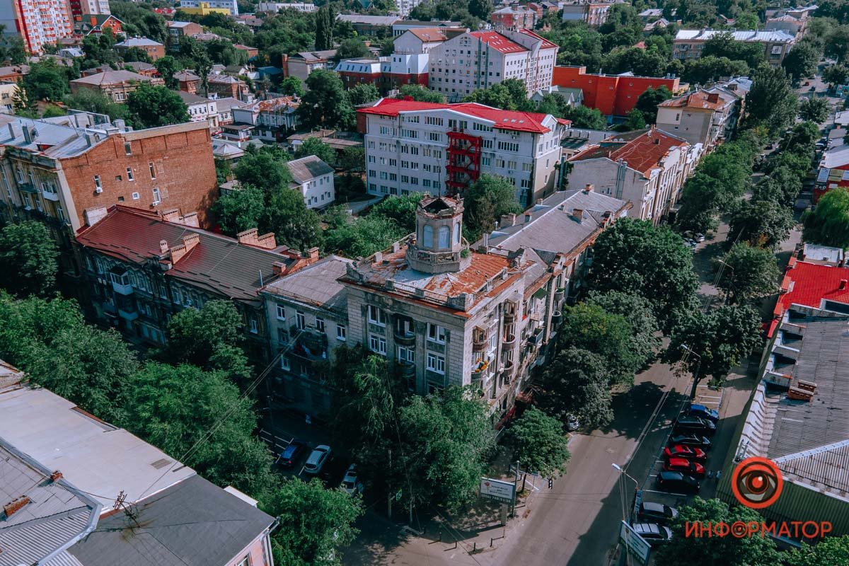 Почему не Либкнехта и кто такой Грушевский: где в Днепре находится «площадь Массовых действ» 9