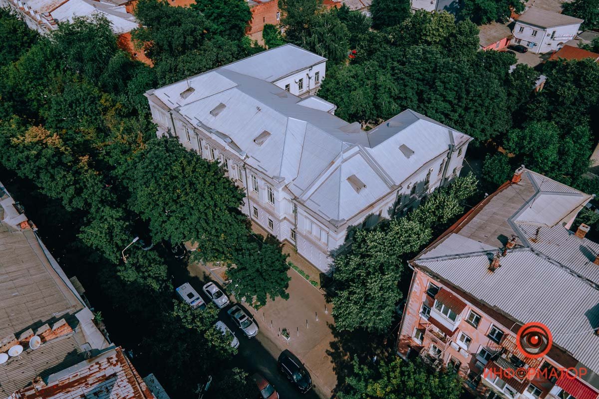 Почему не Либкнехта и кто такой Грушевский: где в Днепре находится «площадь Массовых действ» 10