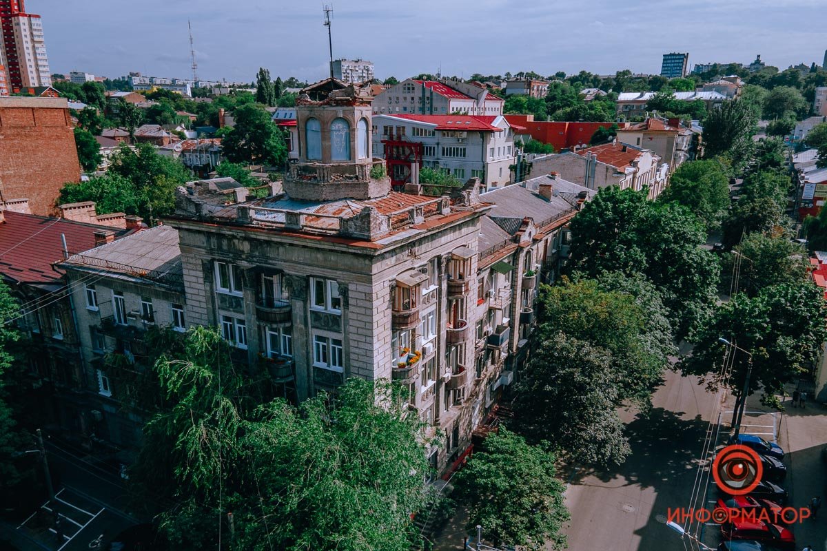 Почему не Либкнехта и кто такой Грушевский: где в Днепре находится «площадь Массовых действ» 17