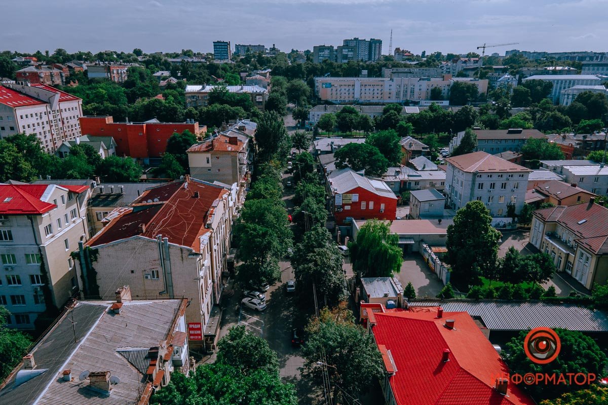Почему не Либкнехта и кто такой Грушевский: где в Днепре находится «площадь Массовых действ» 18