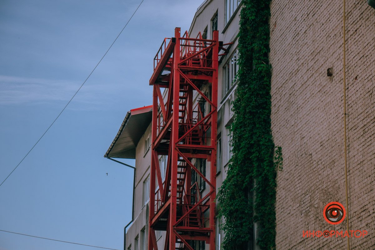 Почему не Либкнехта и кто такой Грушевский: где в Днепре находится «площадь Массовых действ» 23
