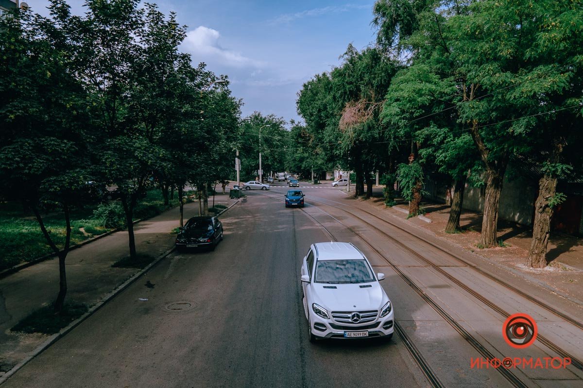 Почему не Либкнехта и кто такой Грушевский: где в Днепре находится «площадь Массовых действ» 29