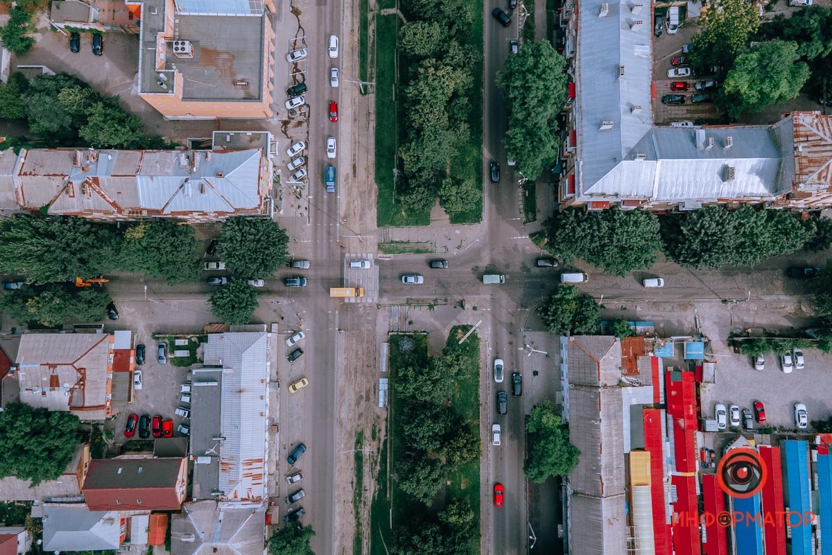 Почему не Либкнехта и кто такой Грушевский: где в Днепре находится «площадь Массовых действ» 35
