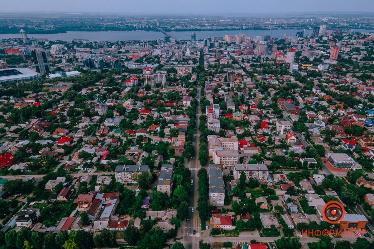 Почему не Либкнехта и кто такой Грушевский: где в Днепре находится «площадь Массовых действ» 49