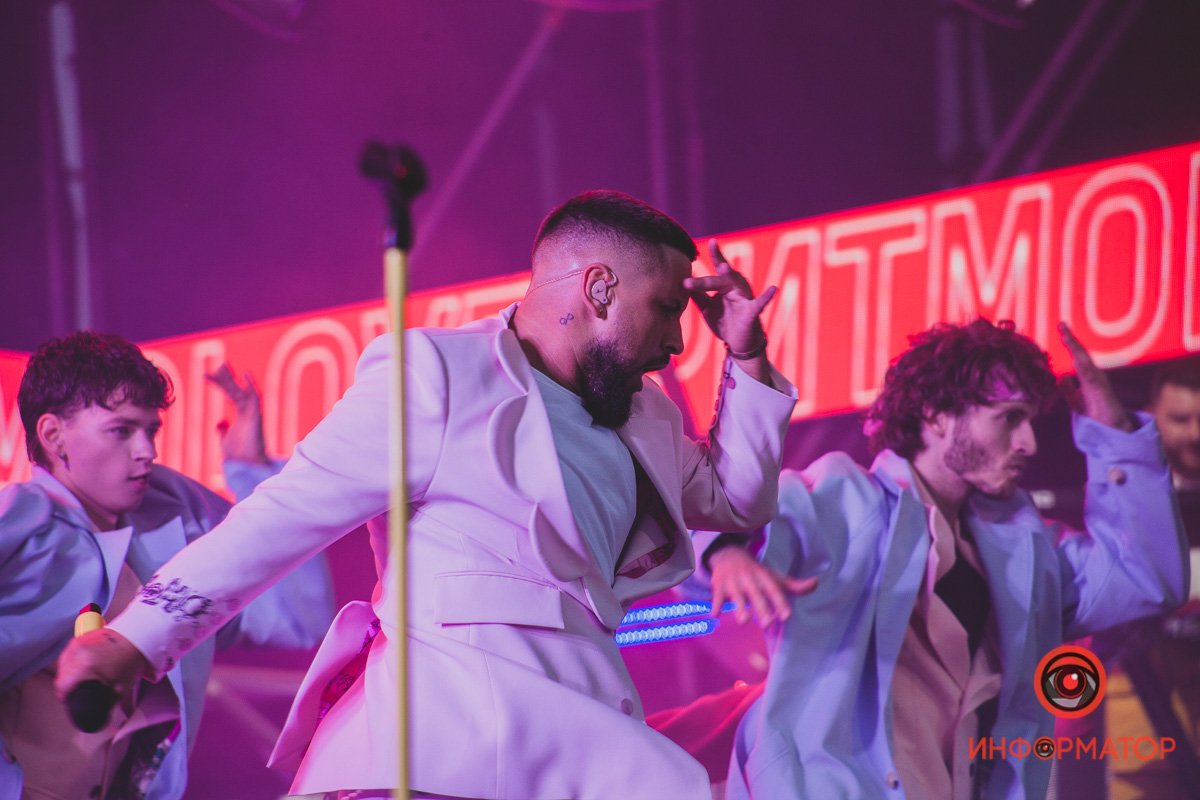 Во время выступления