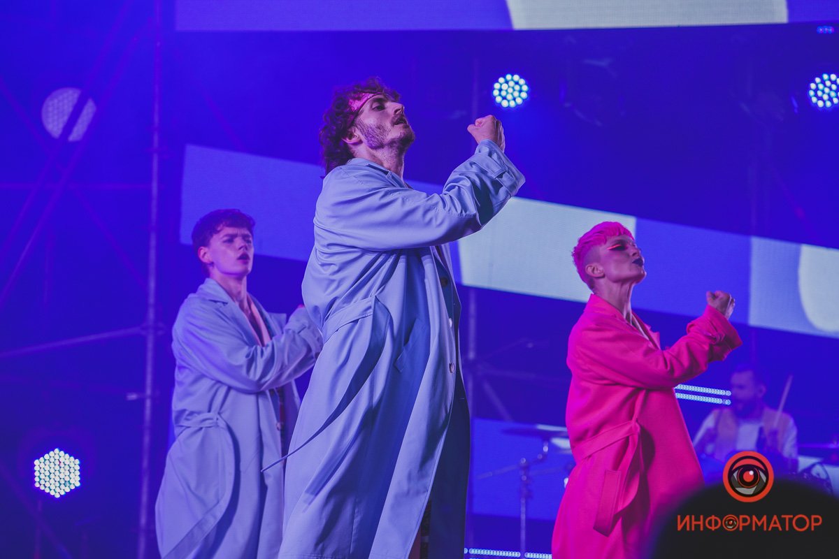 На концерт приехали фанаты со всей области