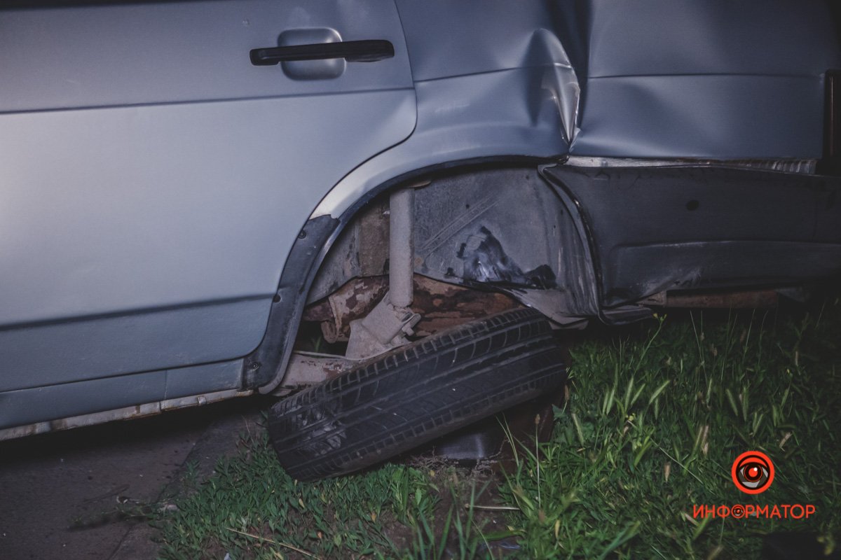 ВАЗ выполнял разворот в районе автозаправки