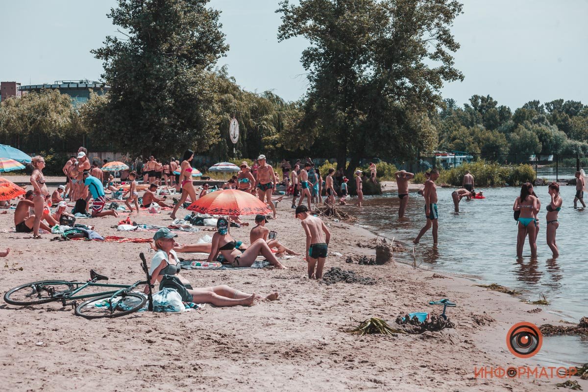 Яблоку негде упасть