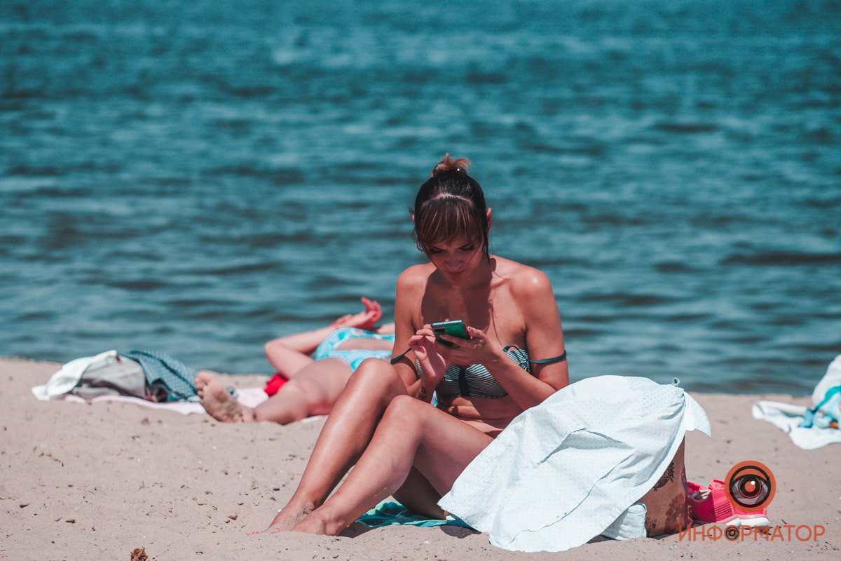 Что-то пишут