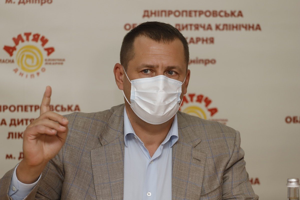 Лучшие врачи из США будут бесплатно лечить детей в Днепре 11