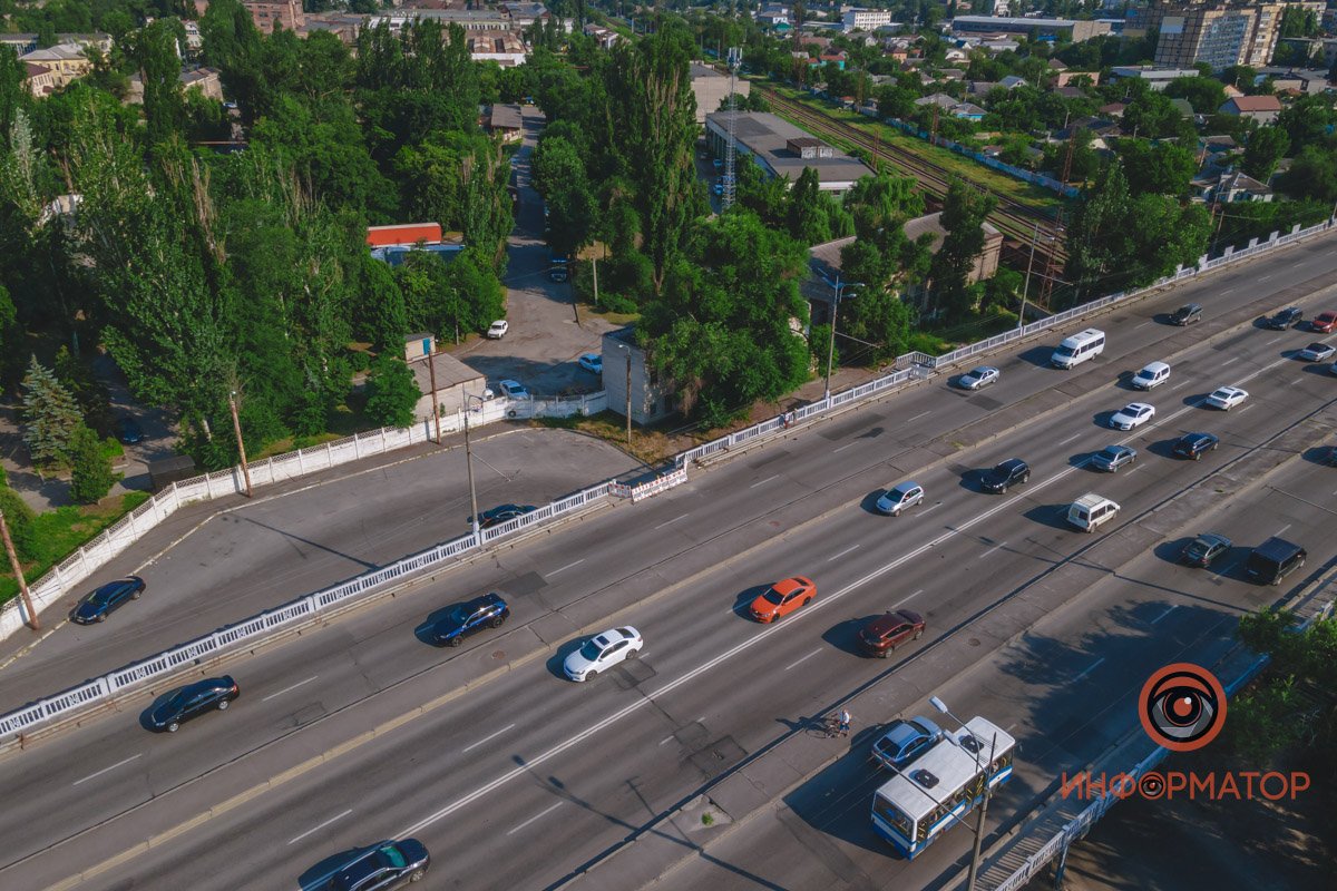 Между улицами Каруны и Столетова