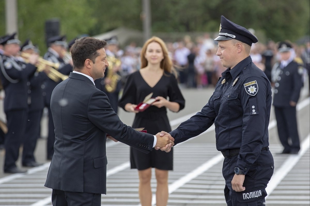 Олег Предвечный и Сергей Миняйло получили медали «За спасенную жизнь»