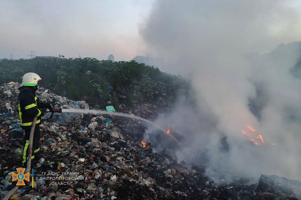 Пожар тушили больше часа Пожар тушили больше часа