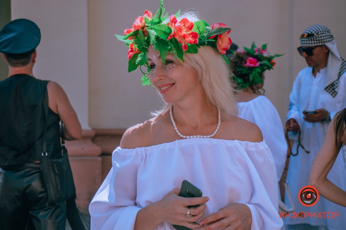 Дарят улыбки горожанам