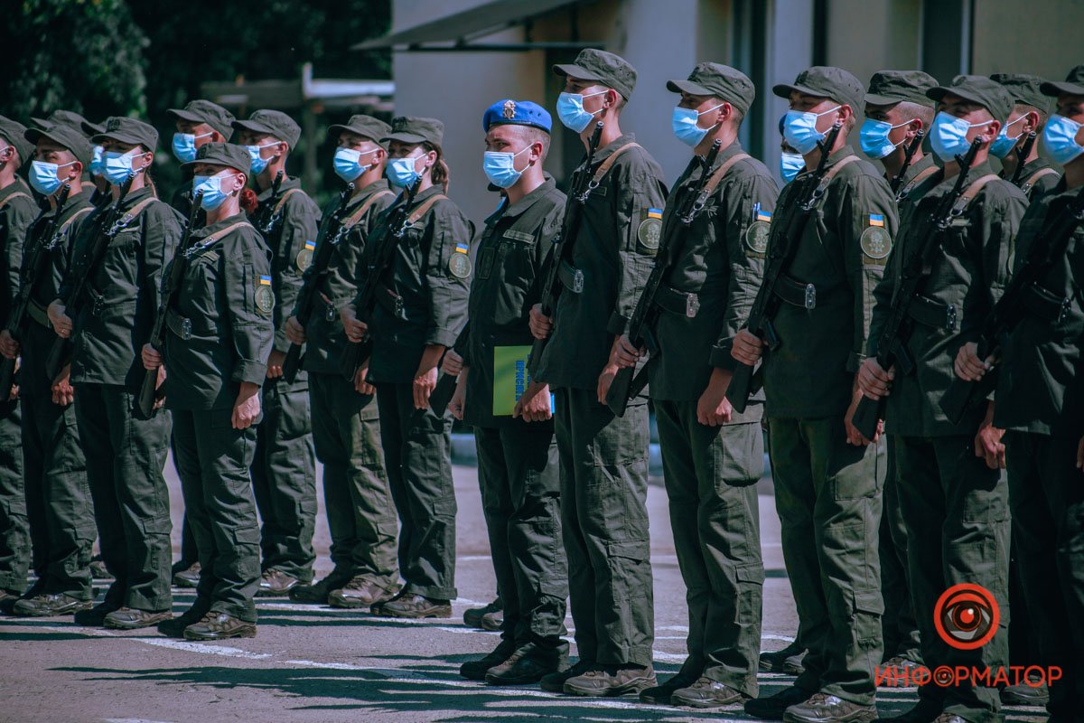 Всего участвовало более ста новобранцев