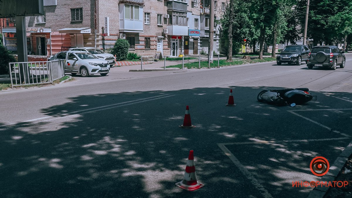 Проезд не затруднен Проезд не затруднен