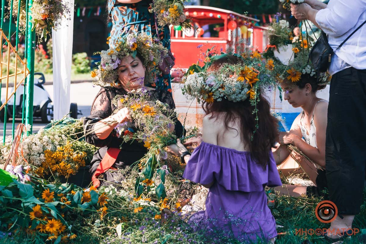Плетение венков