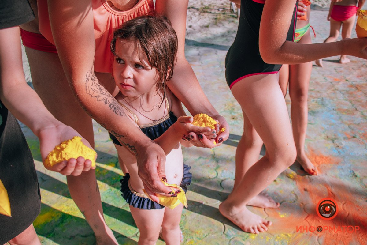 Да не переживай, не заберут у тебя холи Да не переживай, не заберут у тебя холи