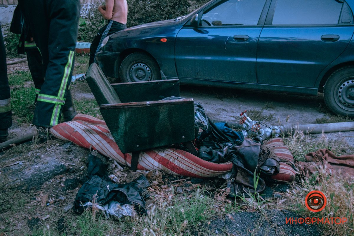 Горели вещи и бумага Горели вещи и бумага