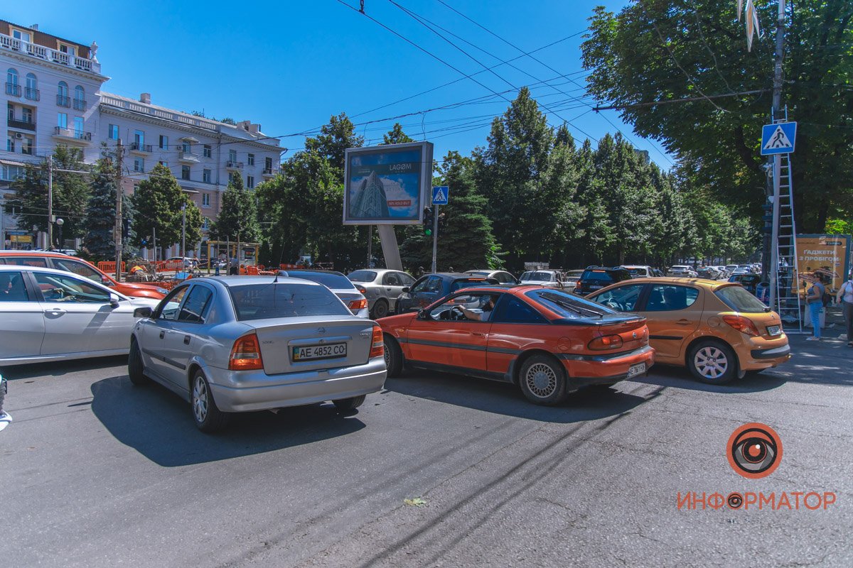 В центре шумно