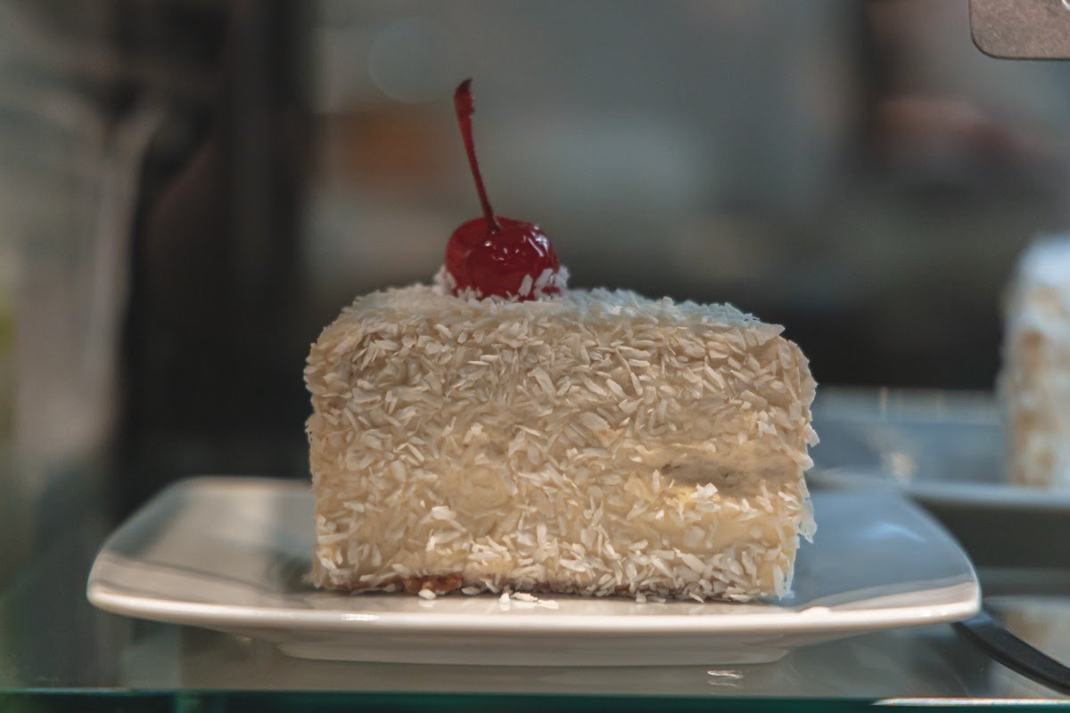 Его основа - нежный бисквит