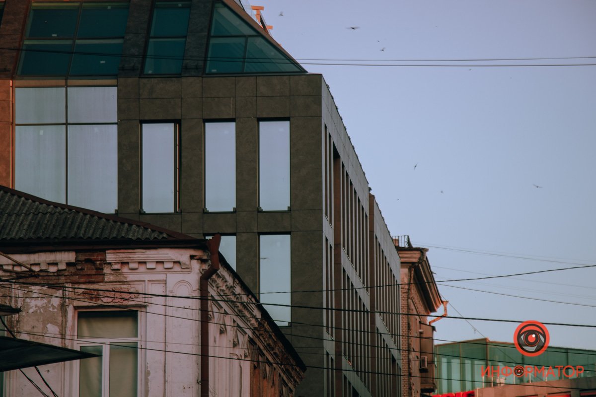 Площадь корпуса Б составляет 7000 м2 Площадь корпуса Б составляет 7000 м2