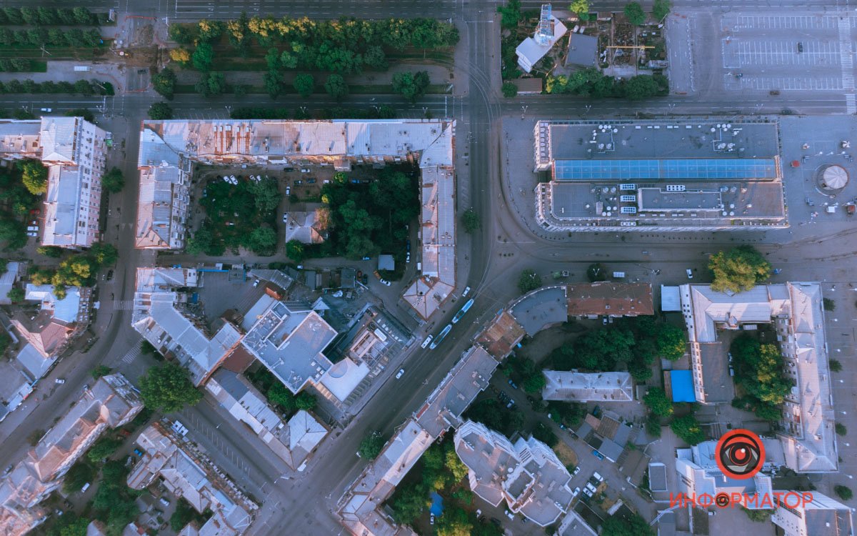 На сайте пишут, что арендовано уже более 50% помещений На сайте пишут, что арендовано уже более 50% помещений