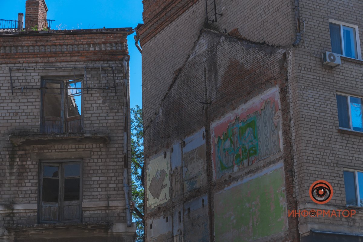 Рядом строят новый жилой комплекс Рядом строят новый жилой комплекс