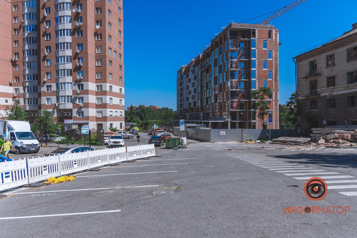 Место оградили Место оградили