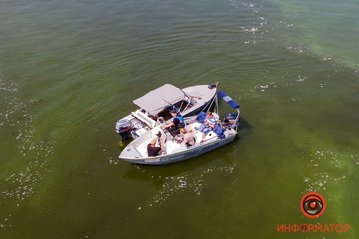 Информатор отправился на Монастырский остров, где находится база водной полиции Информатор отправился на Монастырский остров, где находится база водной полиции