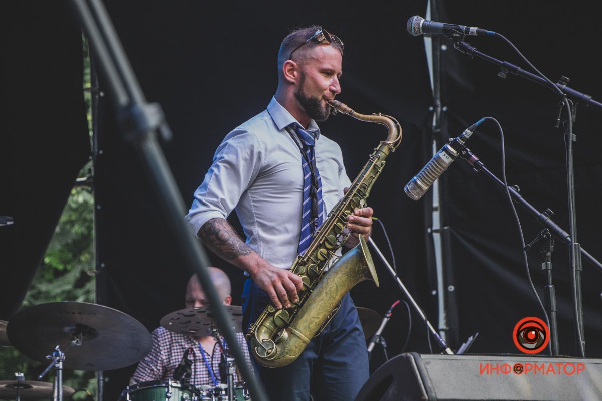 Что может быть прекраснее саксофона? 