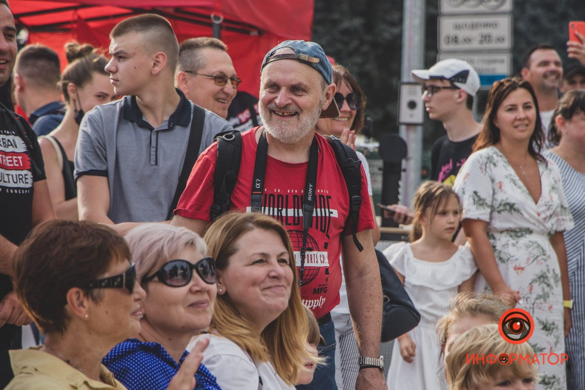 Пришел на концерт с хорошим настроением 