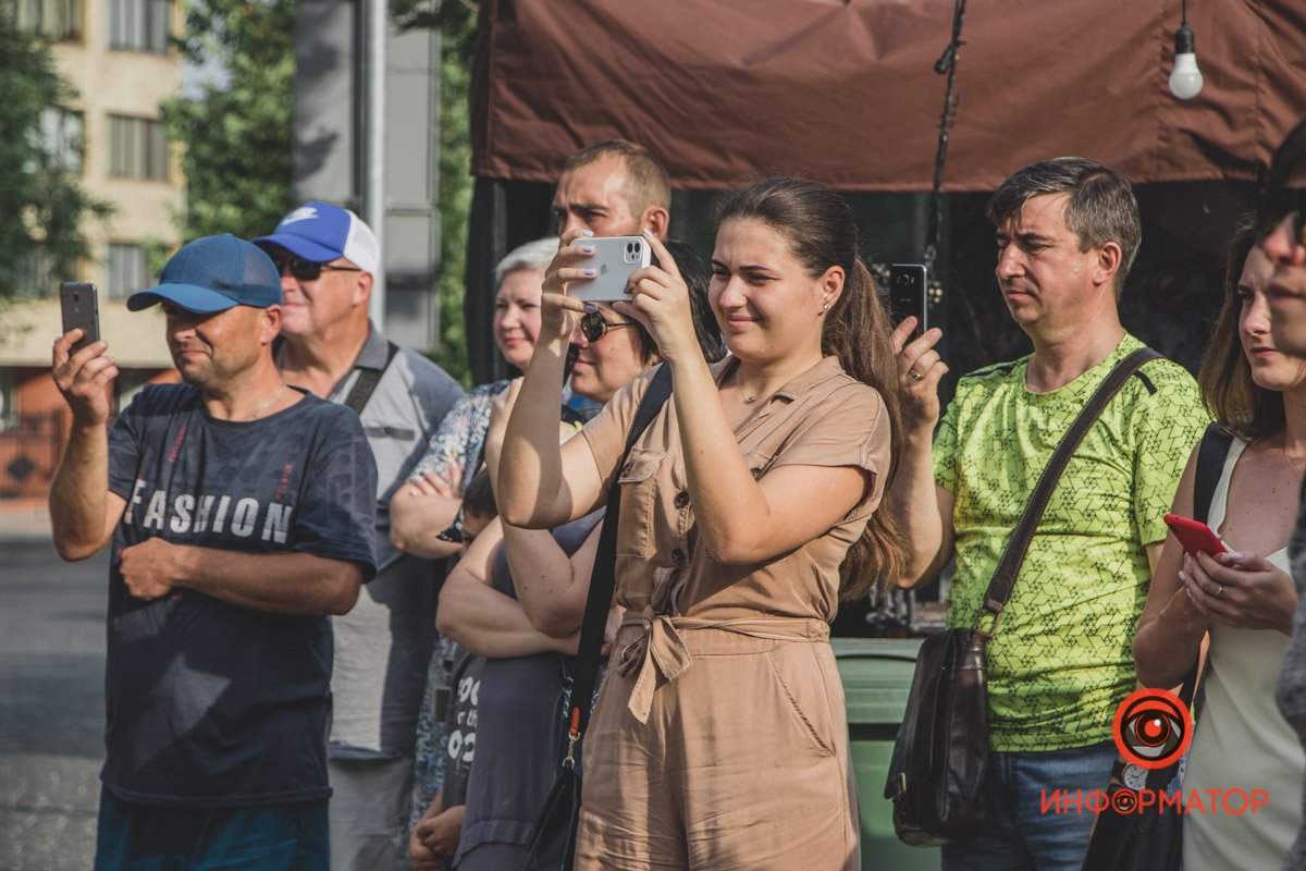 Кино снимает