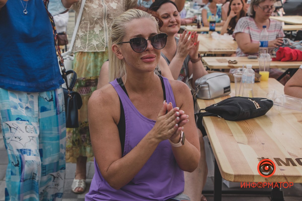 Приятная атмосфера