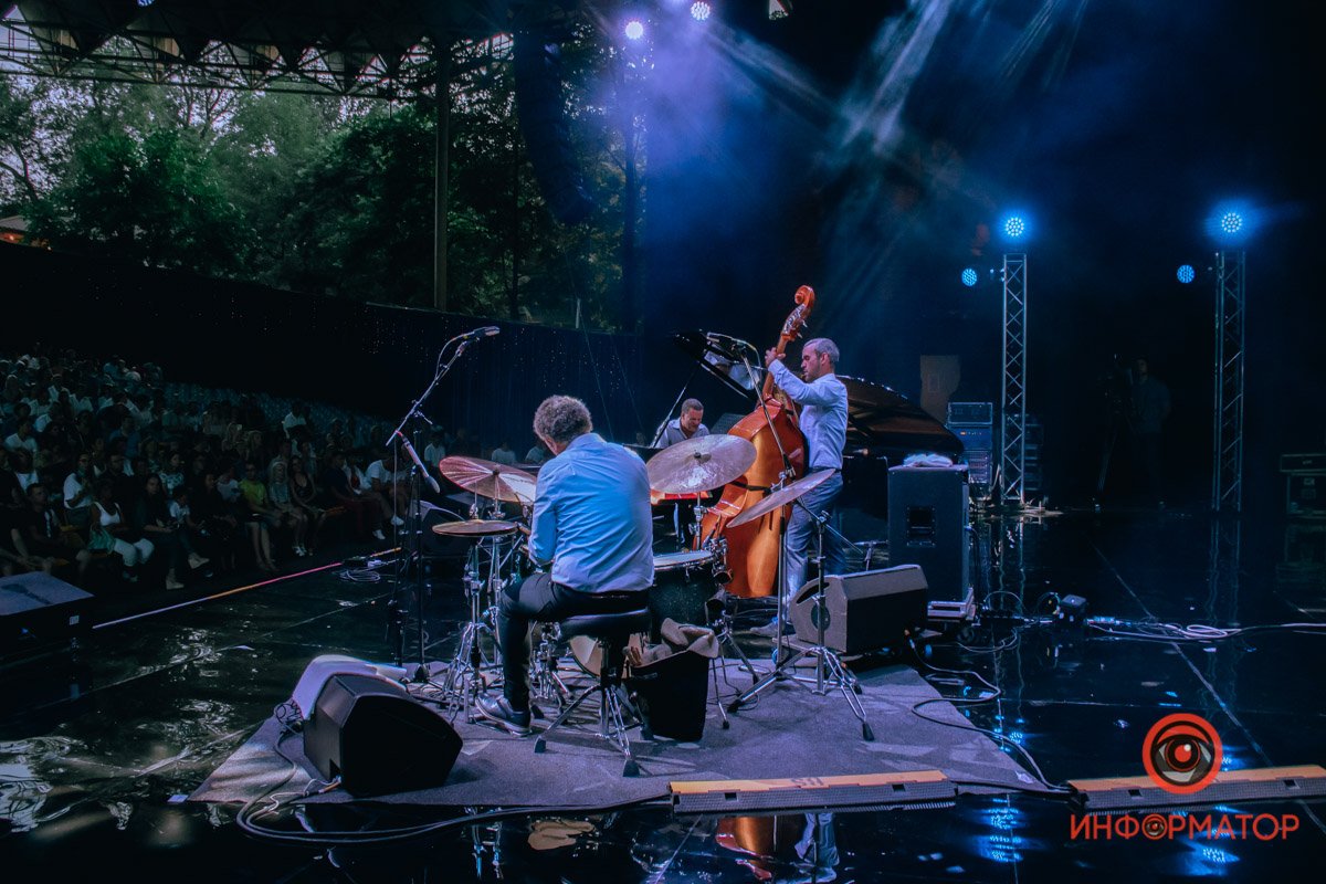 Волшебная атмосфера