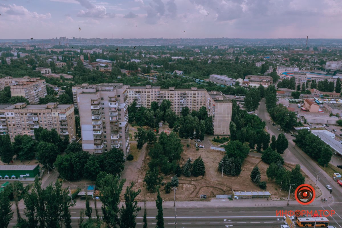 Сейчас прокладывают сети под полив и электрокоммуникации