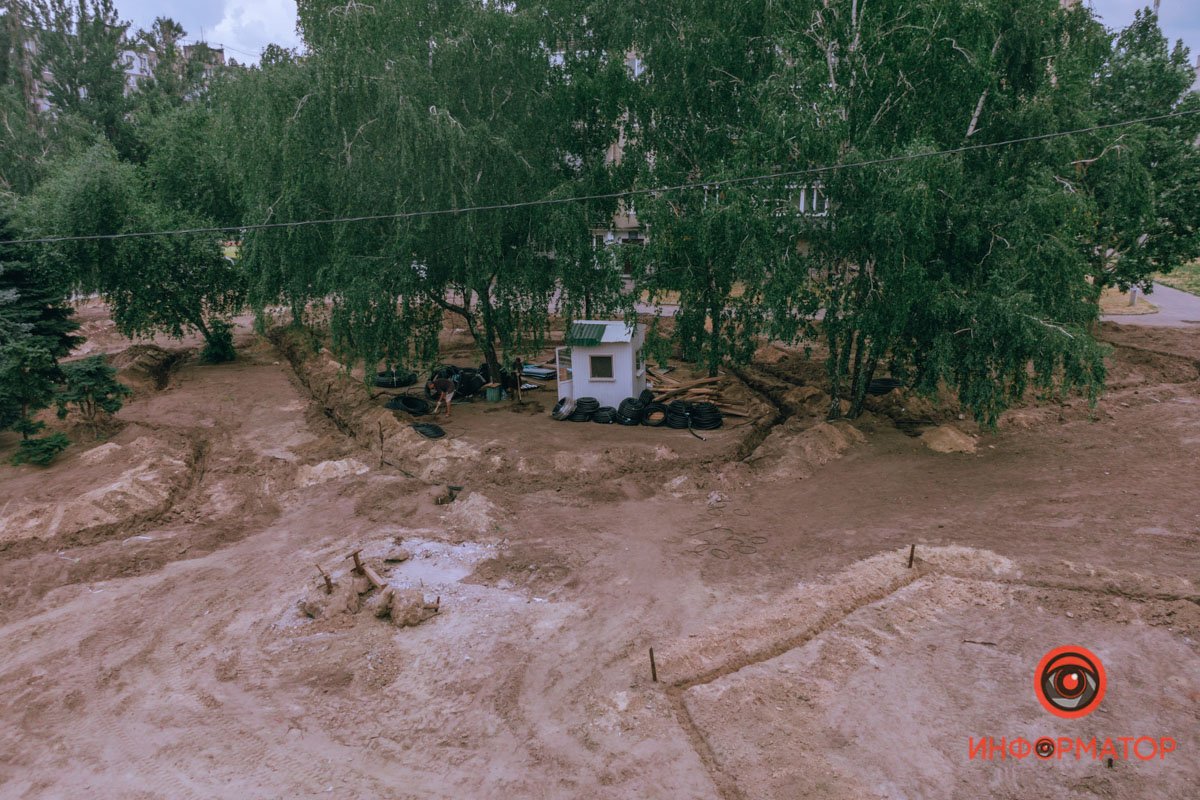 Работа кипит