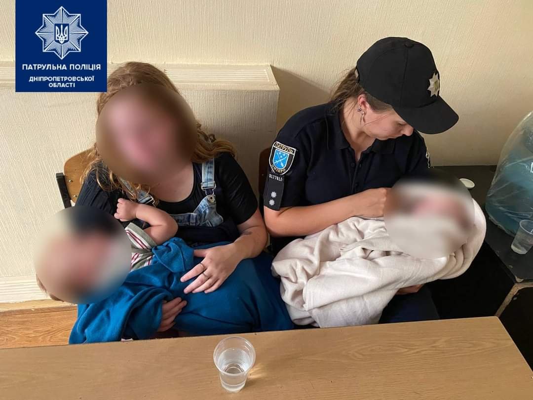 В Днепре на Монастырском острове пьяные родители бросили младенца и годовалого ребенка, чтобы попрыгать с моста 1