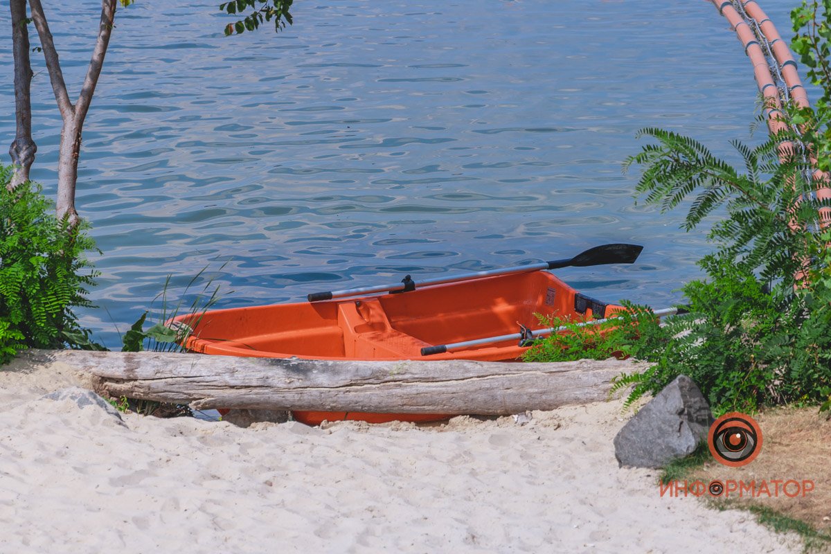 Отличная возможность поплавать в лодке