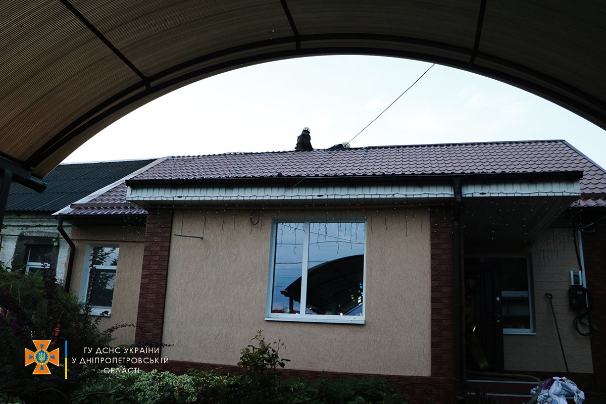 Общая площадь возгорания составила 60 квадратных метров Общая площадь возгорания составила 60 квадратных метров