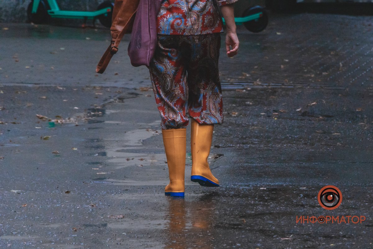 Лужи пока неглубокие Лужи пока неглубокие