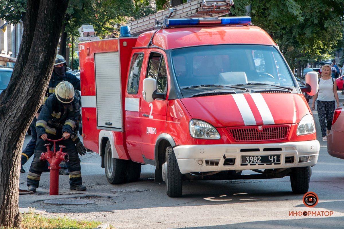Приехали полиция, спасатели и скорая Приехали полиция, спасатели и скорая
