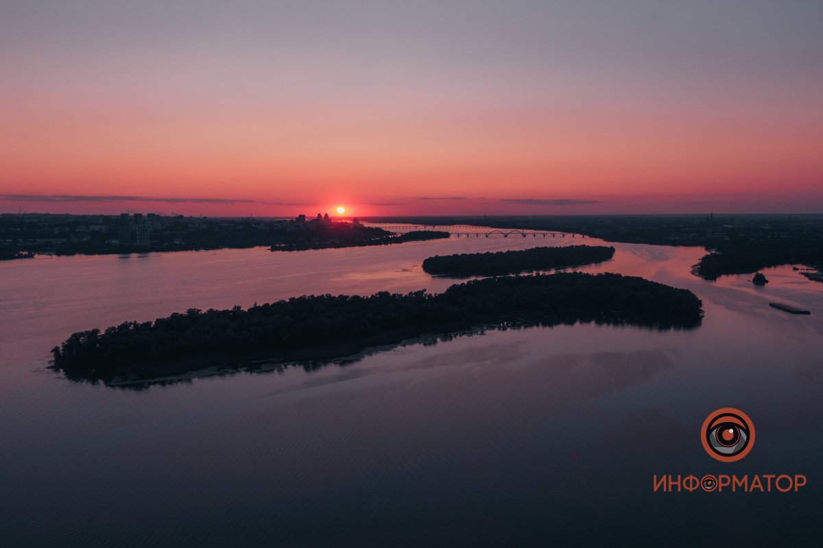 Уходит, чтобы вернуться